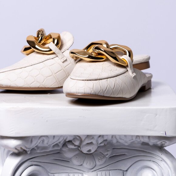 Alexis Mule - Picture 3 of 3